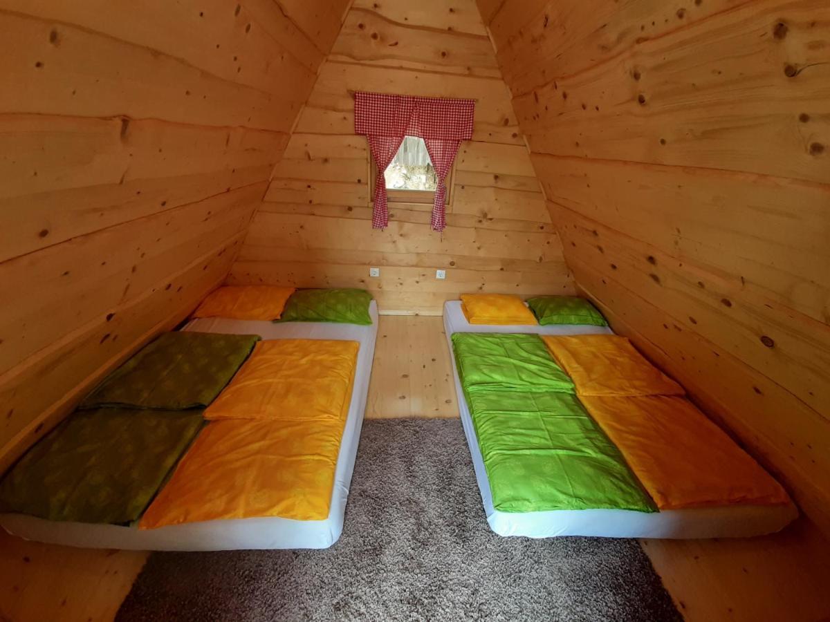 Glamping Lake Bloke Nova Vas  Exteriör bild