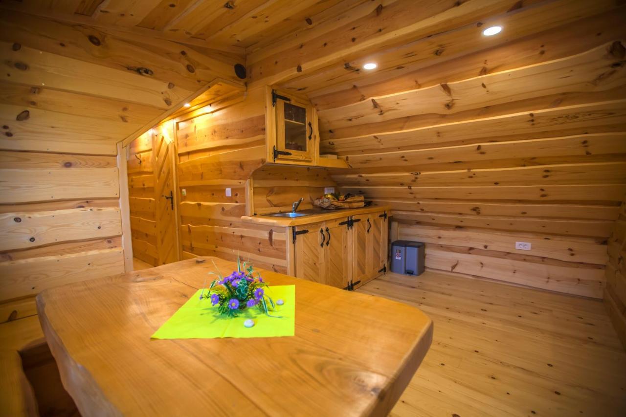 Glamping Lake Bloke Nova Vas  Exteriör bild