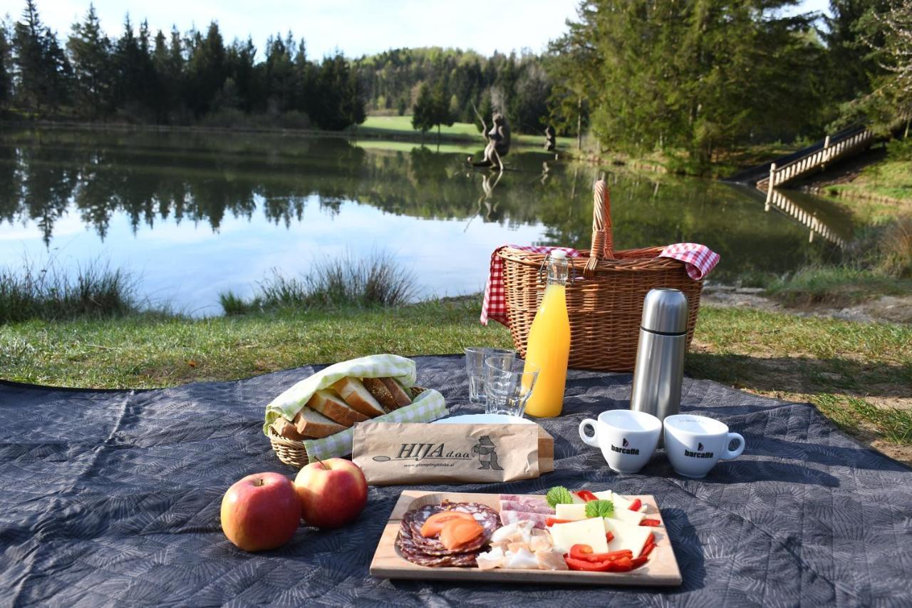 Glamping Lake Bloke Nova Vas  Exteriör bild