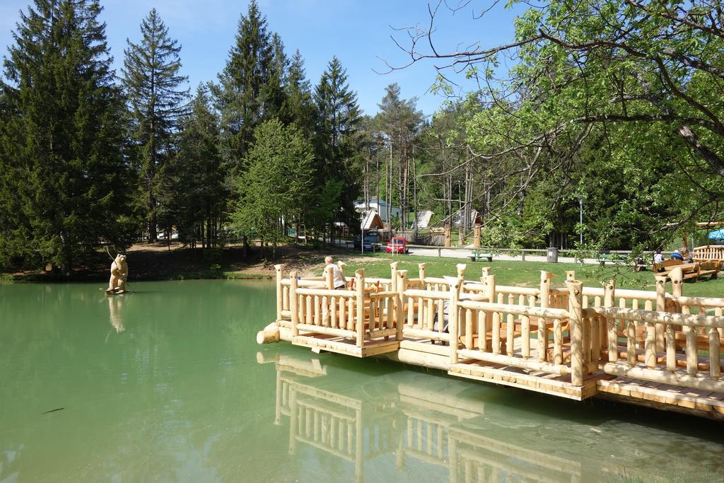 Glamping Lake Bloke Nova Vas  Exteriör bild